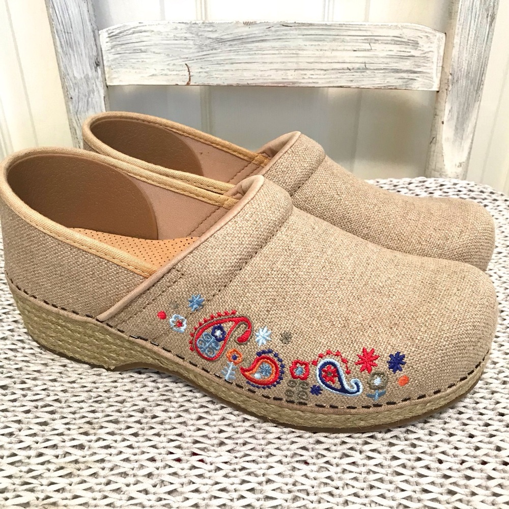 Dansko Vegan Jute Paisley Embroidered Clogs - Picture 7 of 16
